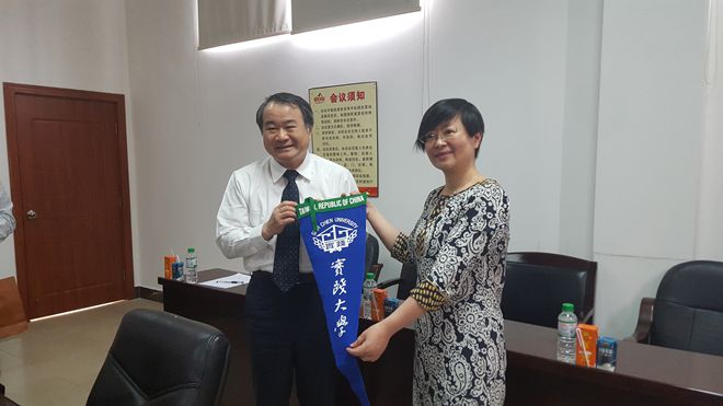 臺灣實踐大學(xué)丁斌首副校長一行到皇氏集團(tuán)考察調(diào)研