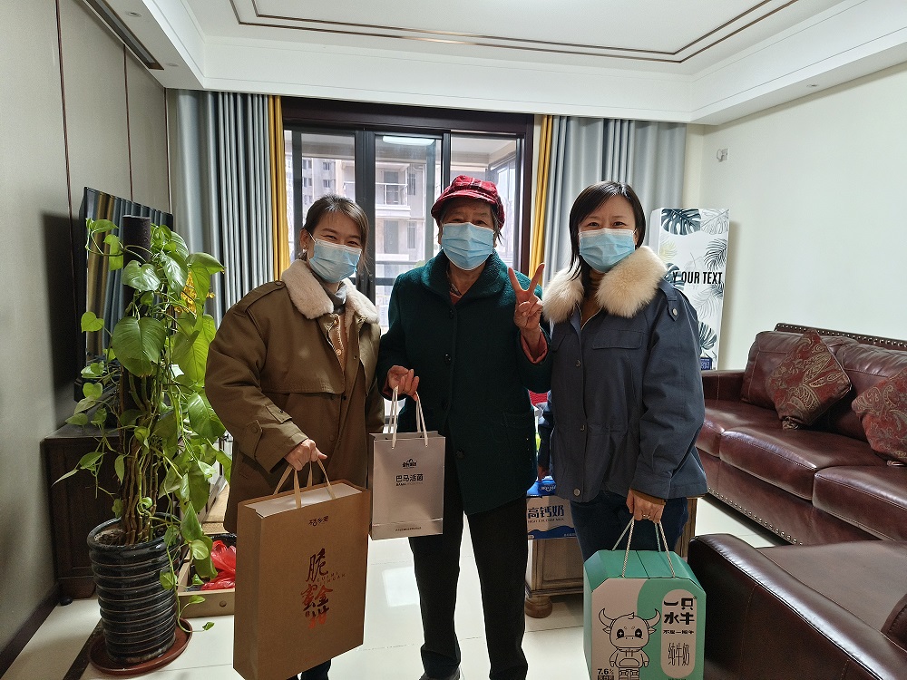 牽手春天，縱情向前丨皇氏乳業(yè)集團(tuán)開展新春走訪慰問外派員工家屬活動(dòng)